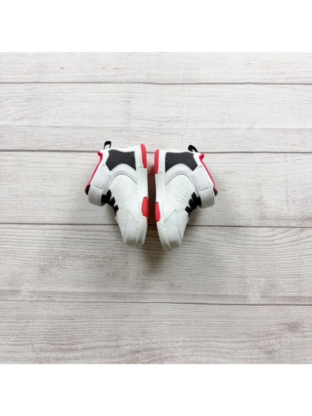 AND1 Kids Toddler White Black Red Basketball Sneakers Slip On Strap Shoes 5 - Picture 3 of 6